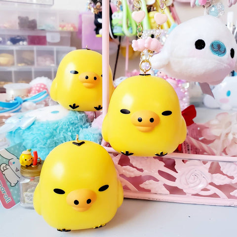 Yellow Kiroitori birb car accessory